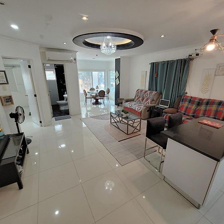 Lucky Suite Kandi 2 Bedrooms Ángeles Extérieur photo